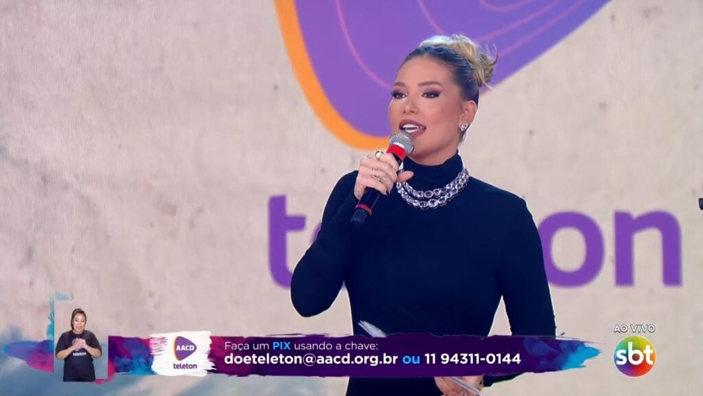 Virginia Fonseca no Teleton