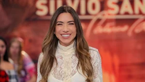“Patricia Abravanel revela curiosidade sobre o quarto dos pais: “Espelho no teto”