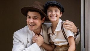 Sérgio Guizé e Davi Malizia formam uma bela parceria em “Êta Mundo Melhor!”