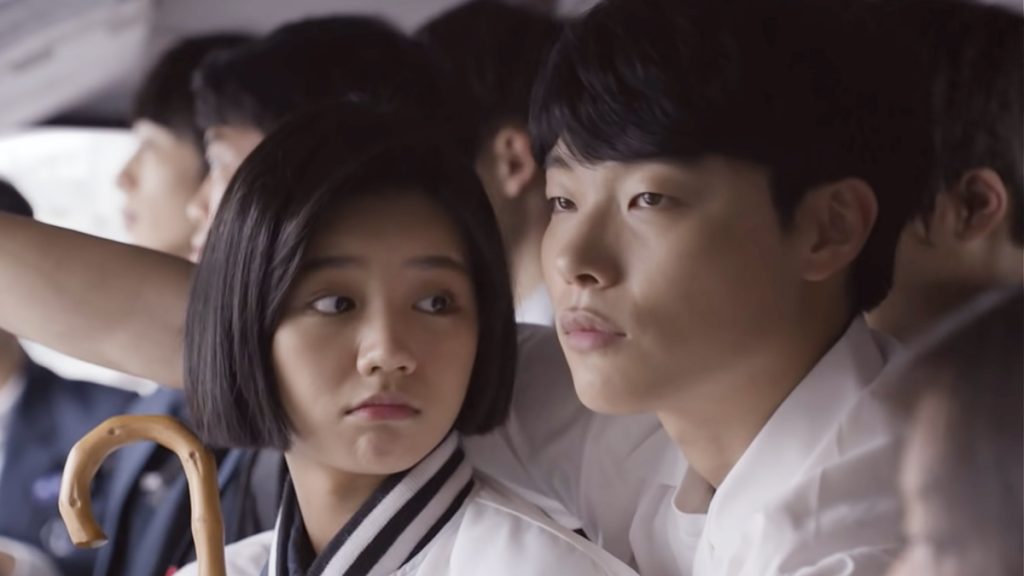 hyeri-ryu-jun-yeol-reply-1988-relationship-1588570281