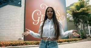 Rainha na área: Viviane Araújo entra para o elenco de “Três Graças”