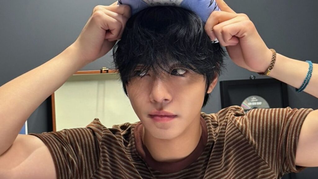 Ahn-Hyo-Seop_capa