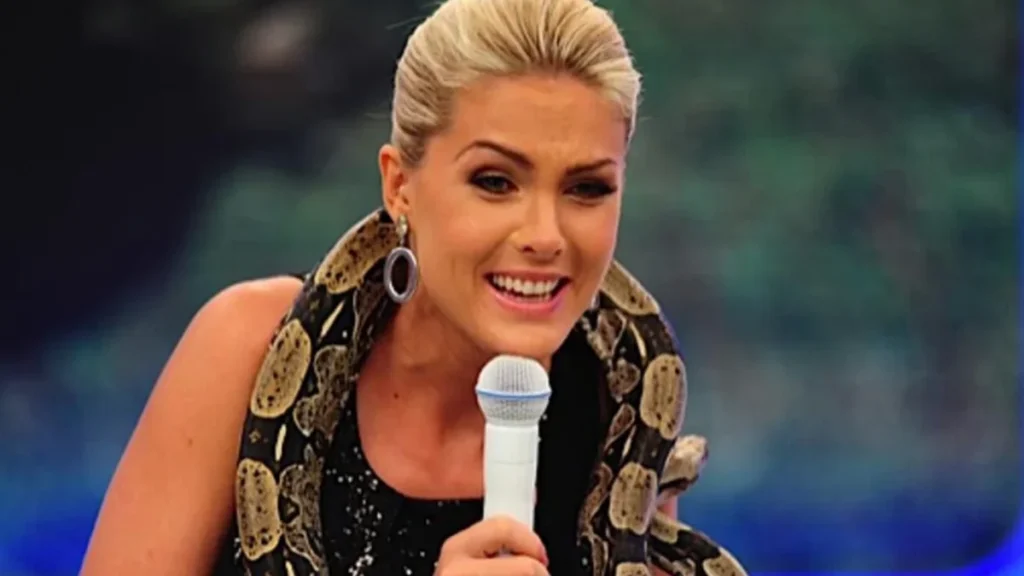 Loira comandou programa nas tardes da Record